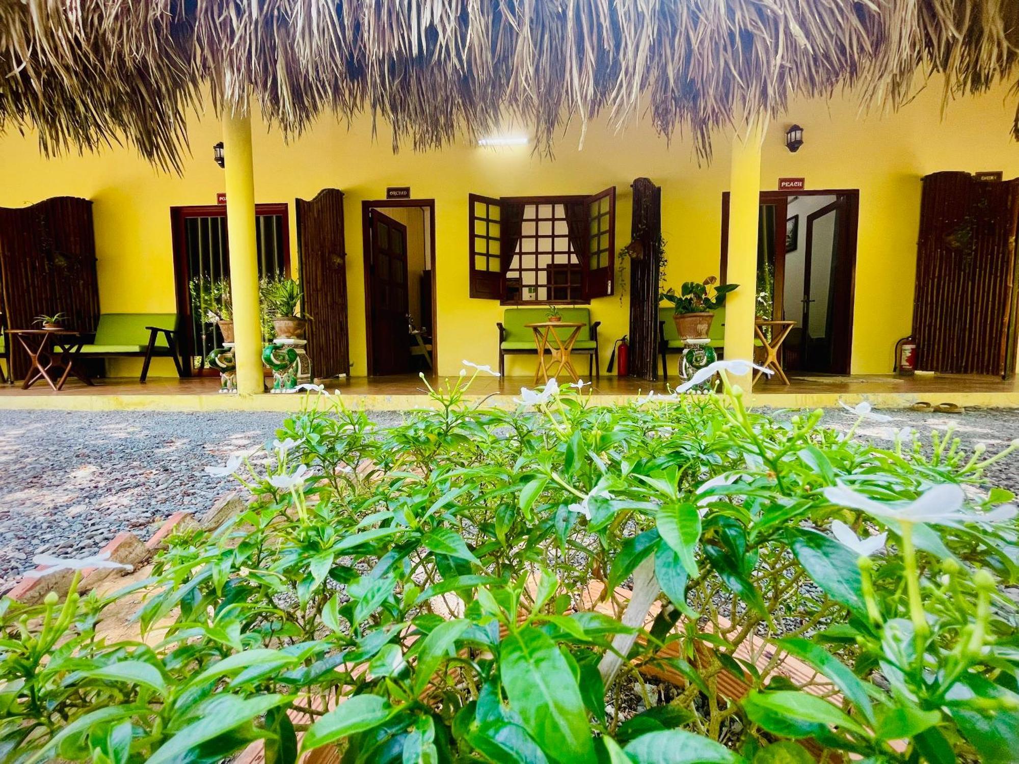 Mango Home Riverside Ben Tre Exterior foto